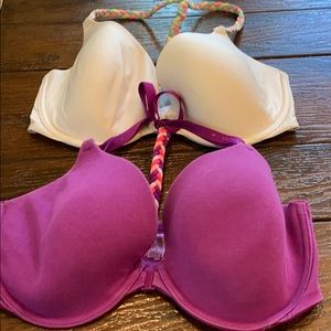 2 vs front closure bras 36D and 34DD